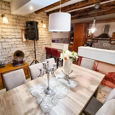 Villa Diana With Pool, Sauna,playground,