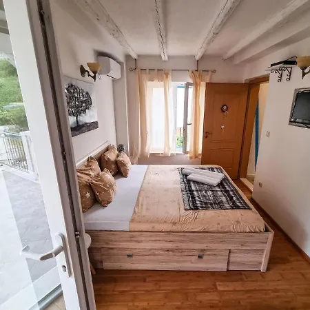 Diana With Pool, Sauna,playground, Villa *