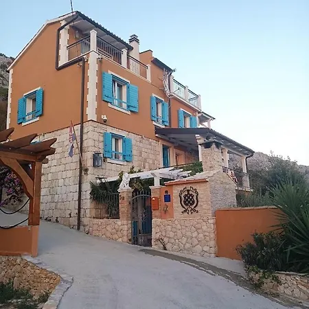 Villa Diana With Pool, Sauna,playground,