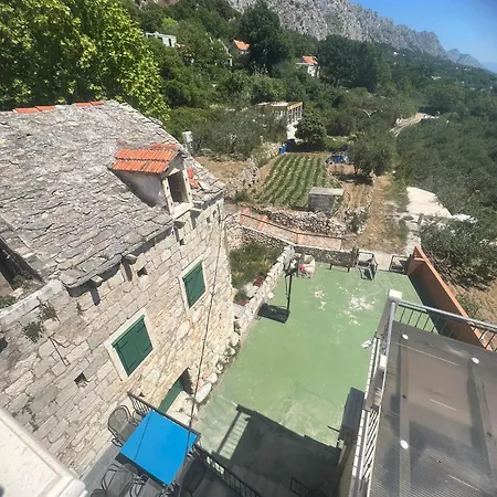 Diana With Pool, Sauna,playground, Villa Jesenice (Split-Dalmatia)