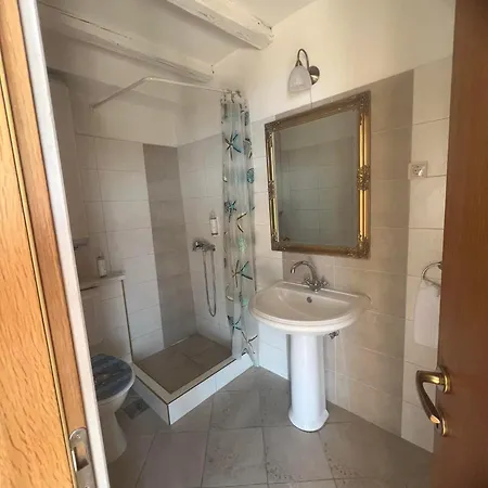 Diana With Pool, Sauna,playground, Jesenice (Split-Dalmatia)