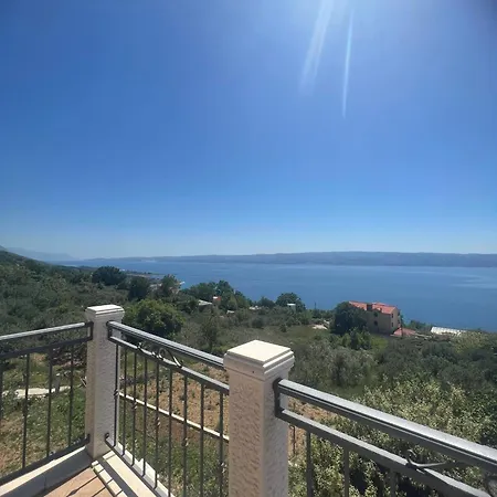 Diana With Pool, Sauna,playground, * Jesenice (Split-Dalmatia)